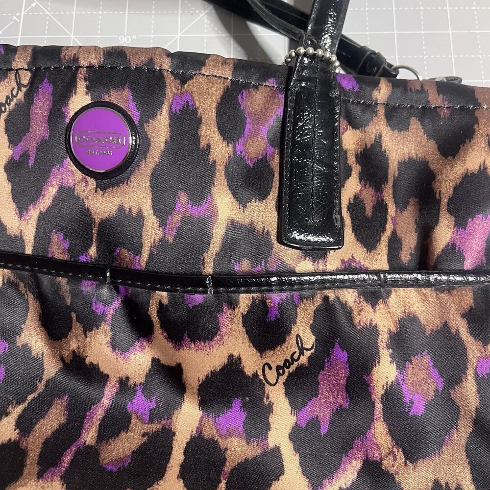 Coach Signature Ocelot Leopard Print Tote F25282 – Black/Purple/Brown Sateen - Picture 2 of 9